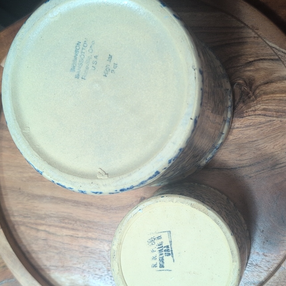 Roseville Pottery Spongeware crocks - Picture 4 of 7